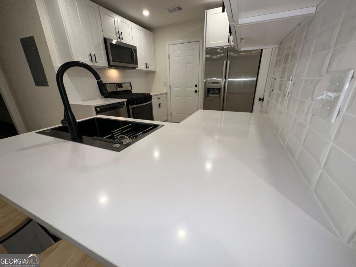 1735 Derry Avenue Atlanta - 7