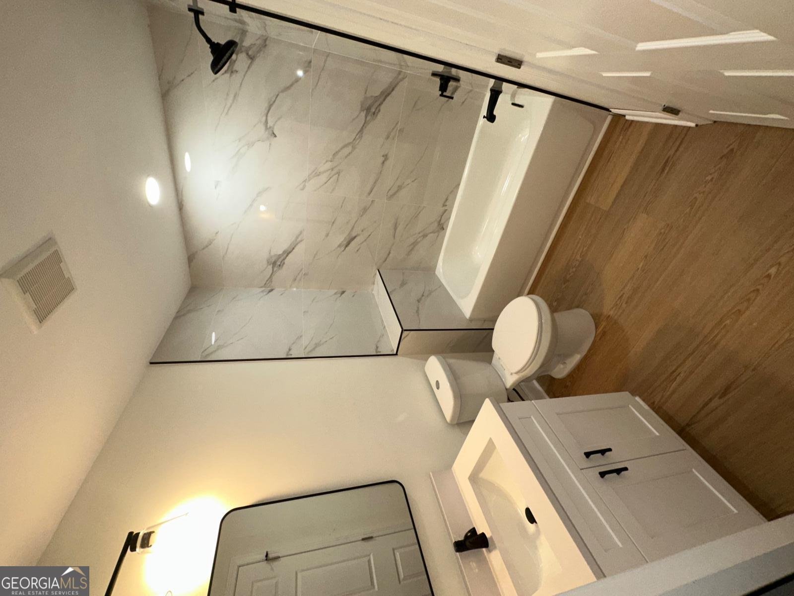 1735 Derry Avenue Atlanta - 9