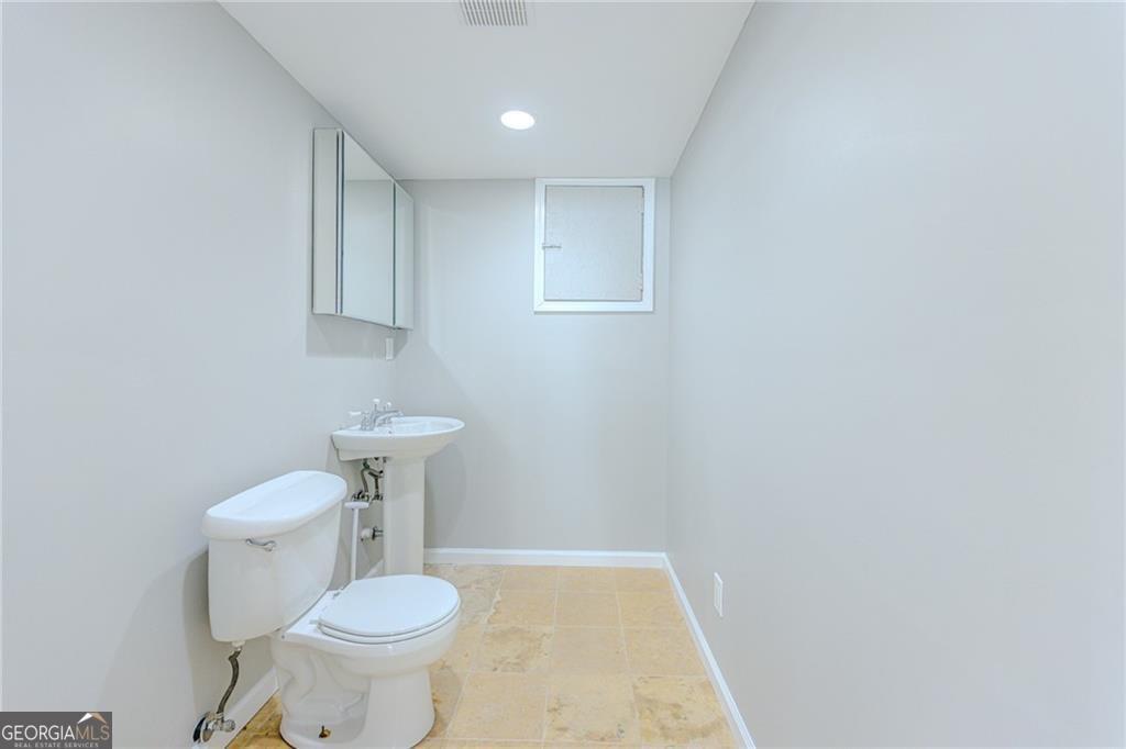 7680 Jett Ferry Road Atlanta - 63