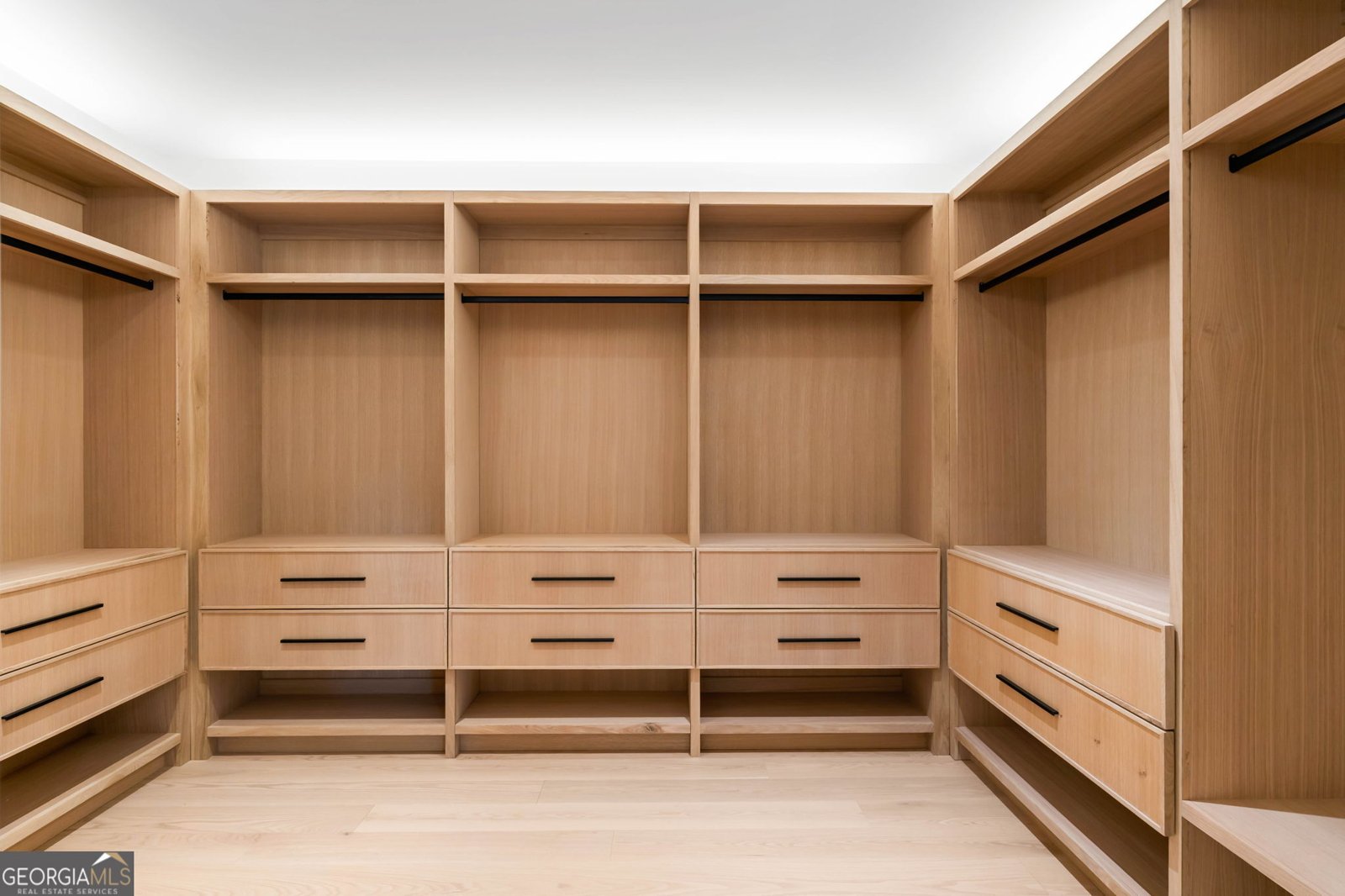 580 Elmwood Drive Atlanta - 31