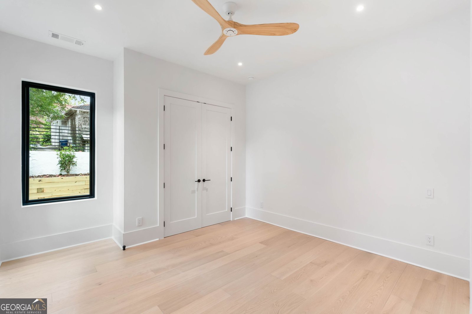 580 Elmwood Drive Atlanta - 39