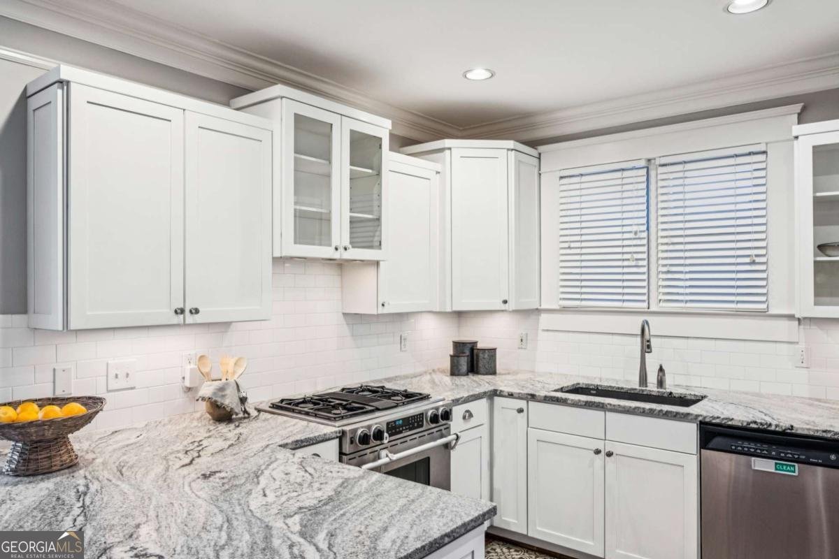 923 Austin Avenue Atlanta - 17