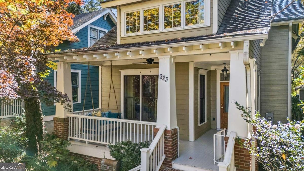 923 Austin Avenue Atlanta - 2