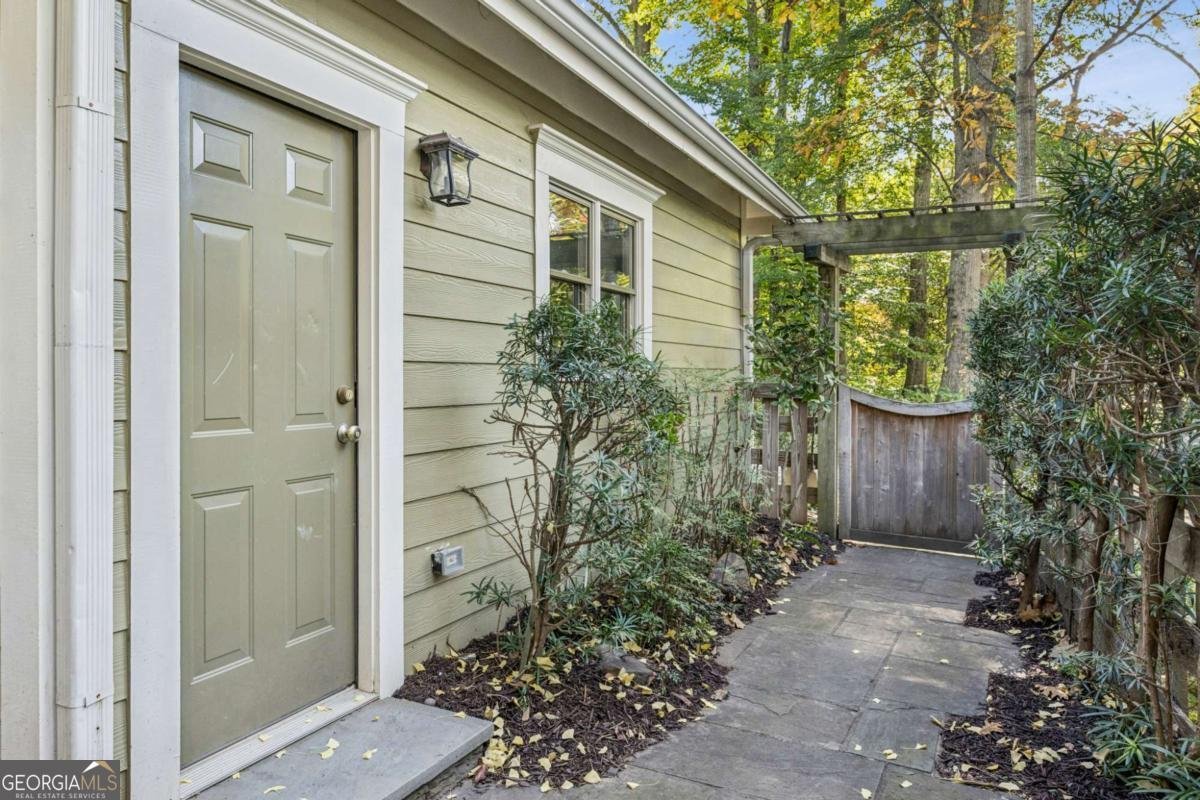 923 Austin Avenue Atlanta - 41