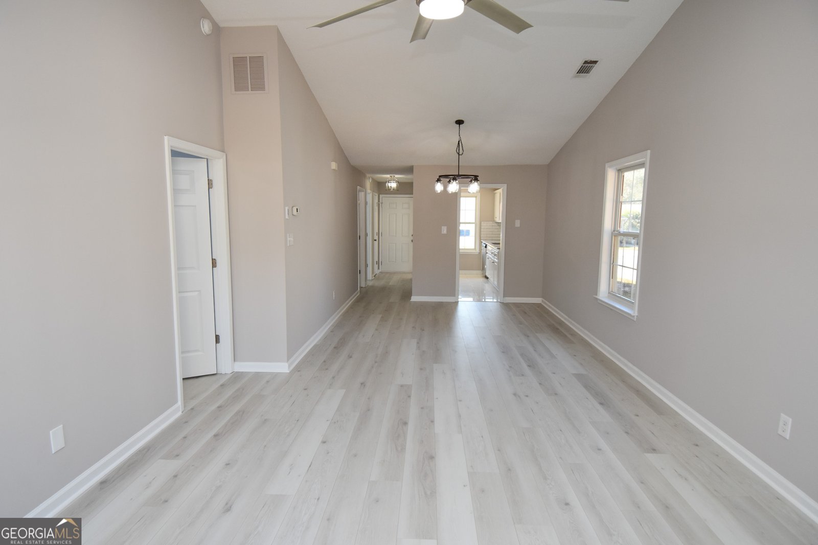 1627 Summerwoods Cir Griffin - 33