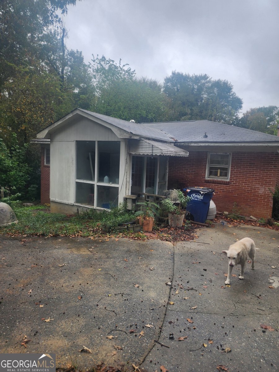 1388 Lakeview Circle Macon - 7