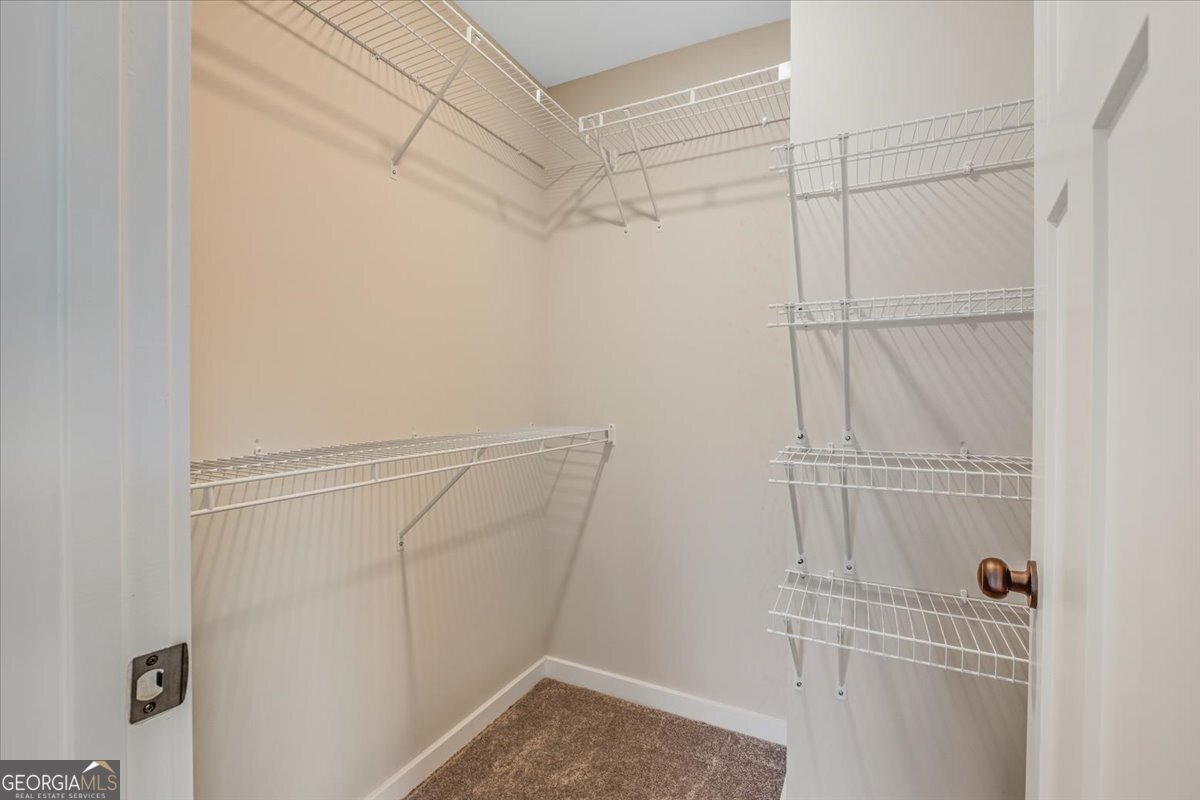 100 Hixville Aragon - 16