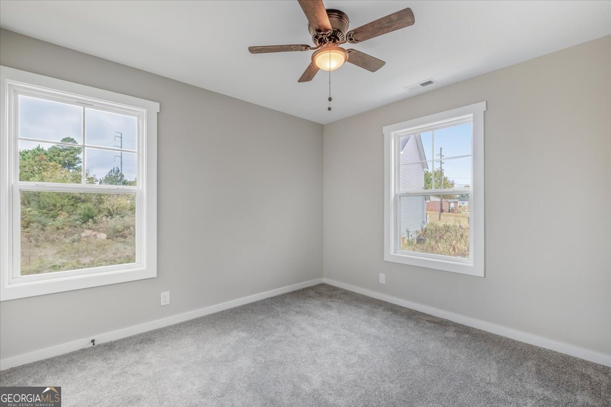 100 Hixville Aragon - 18