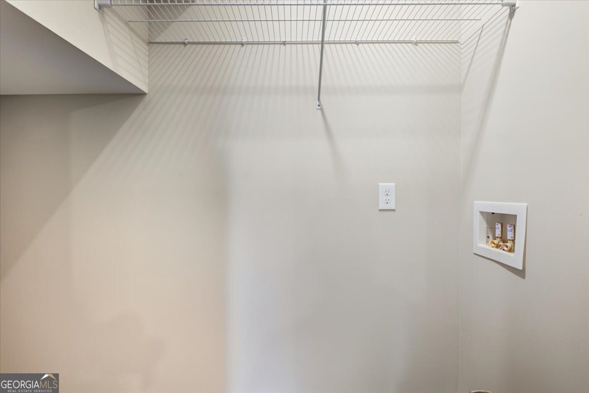 100 Hixville Aragon - 24