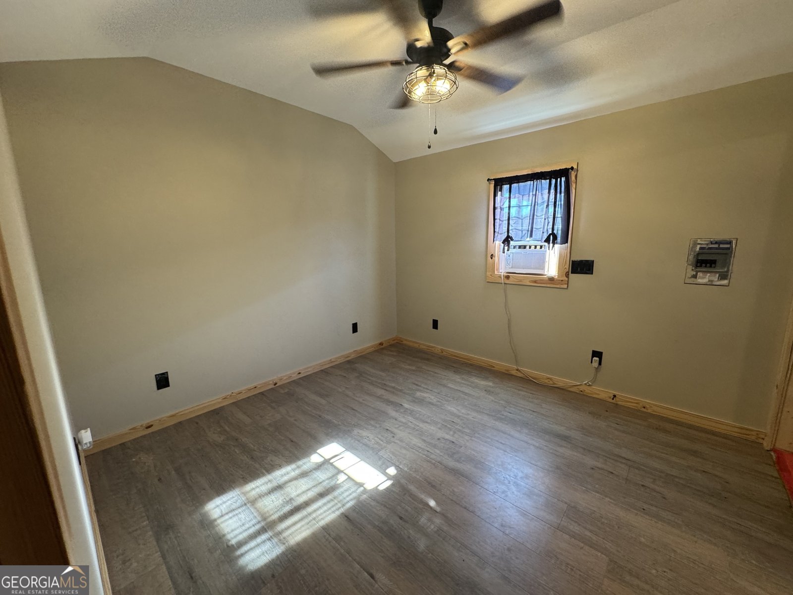 1665 Walke Dairy Road Dublin - 105