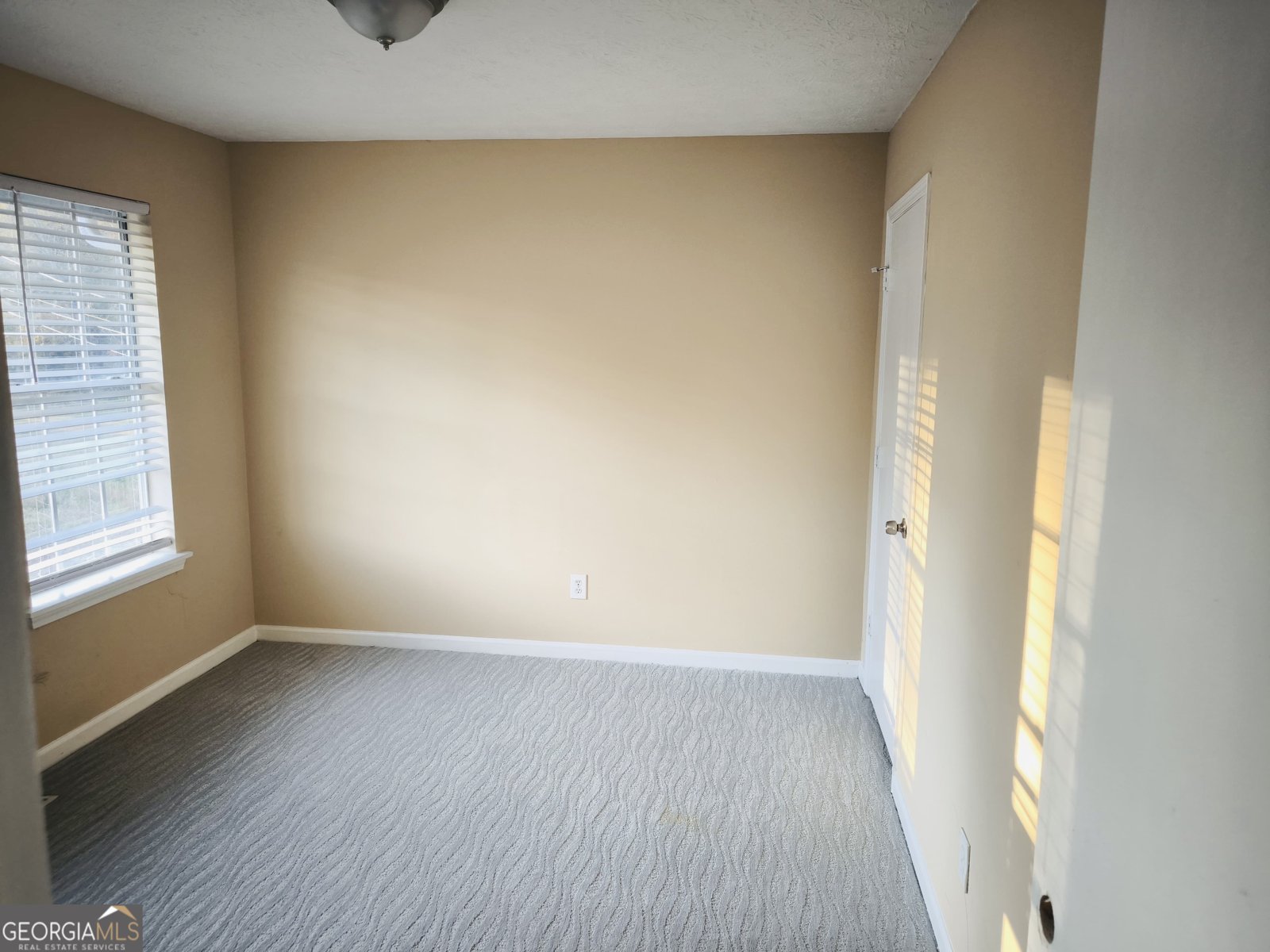 6570 Smoke Ridge Drive South Fulton - 14