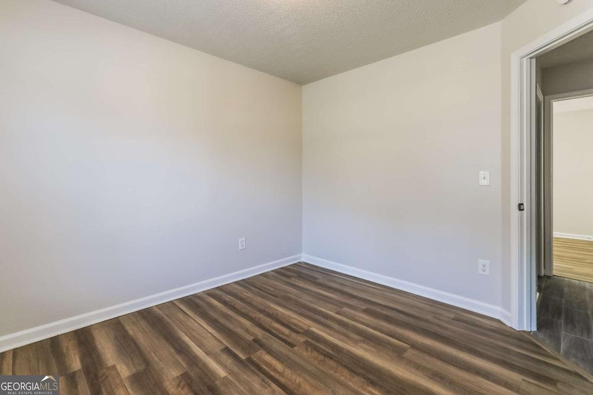 8661 Guthrie Drive Riverdale - 23