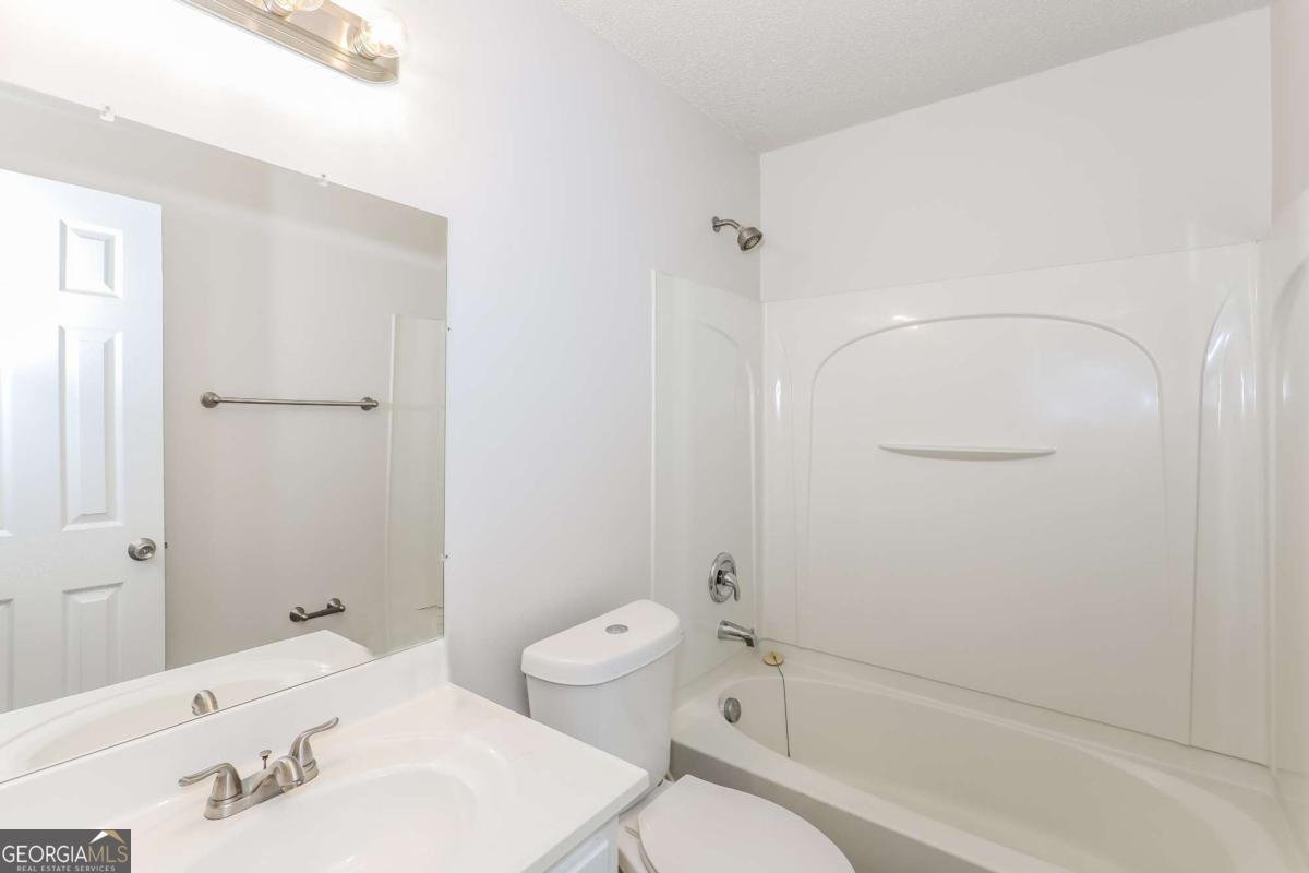 8661 Guthrie Drive Riverdale - 24