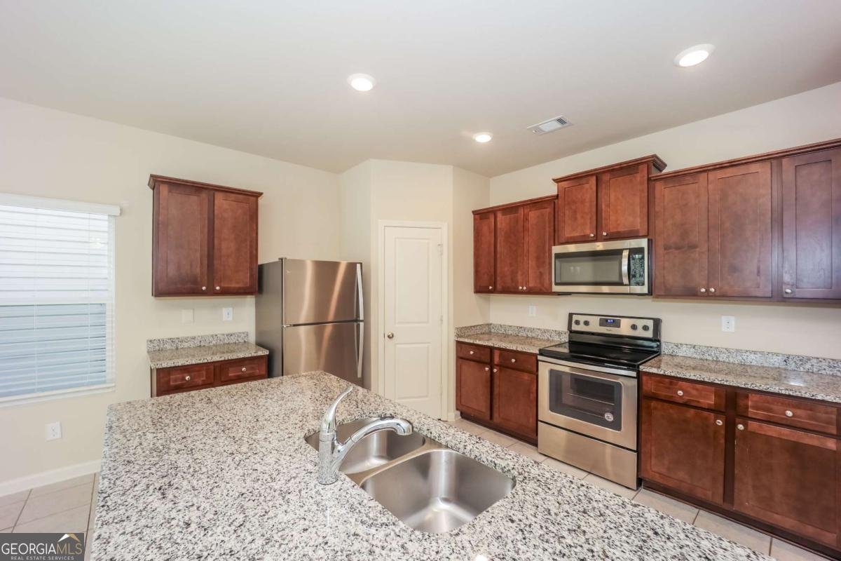 10834 Wheeler Trace Hampton - 11