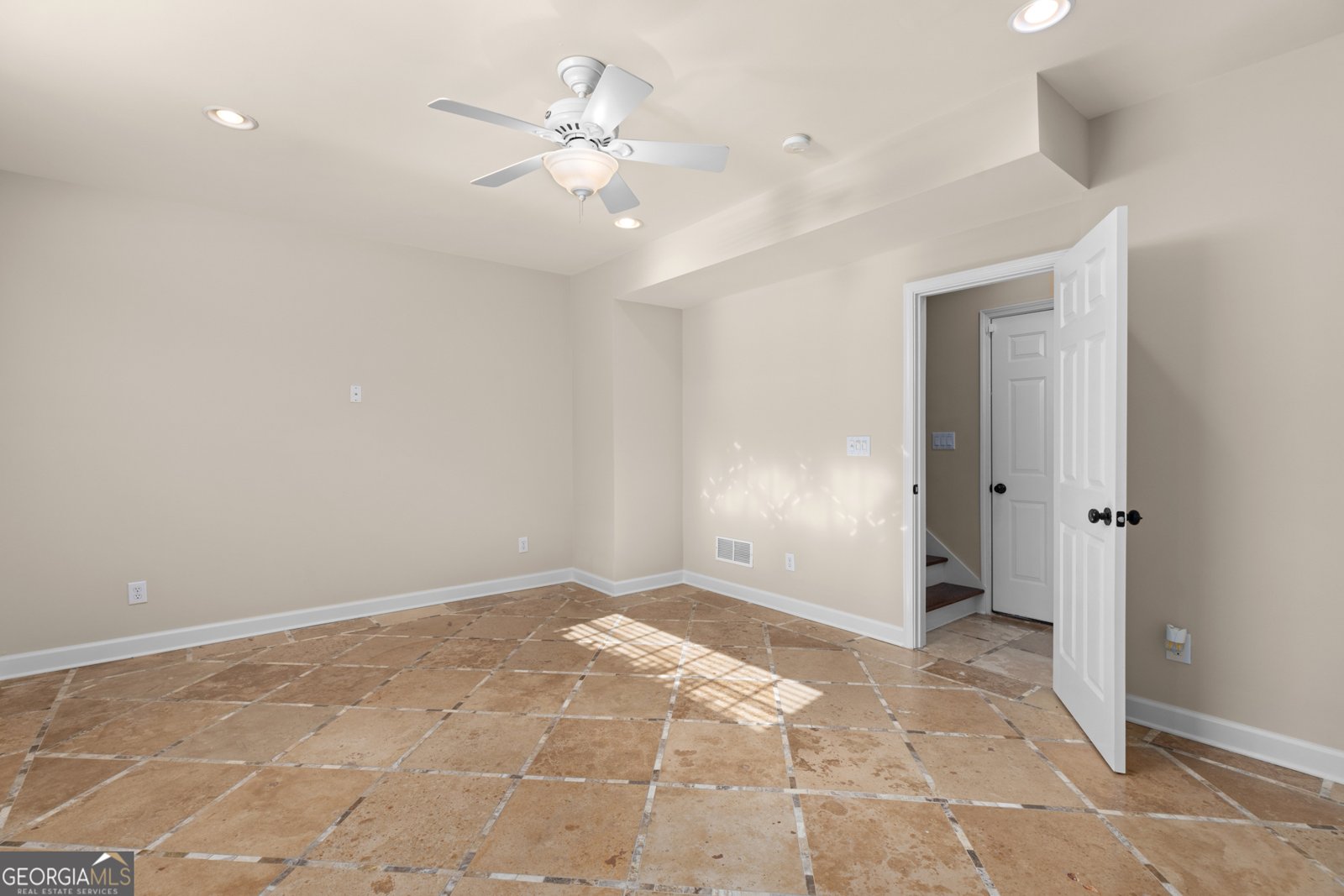 4656 Ivygate Circle Atlanta - 28