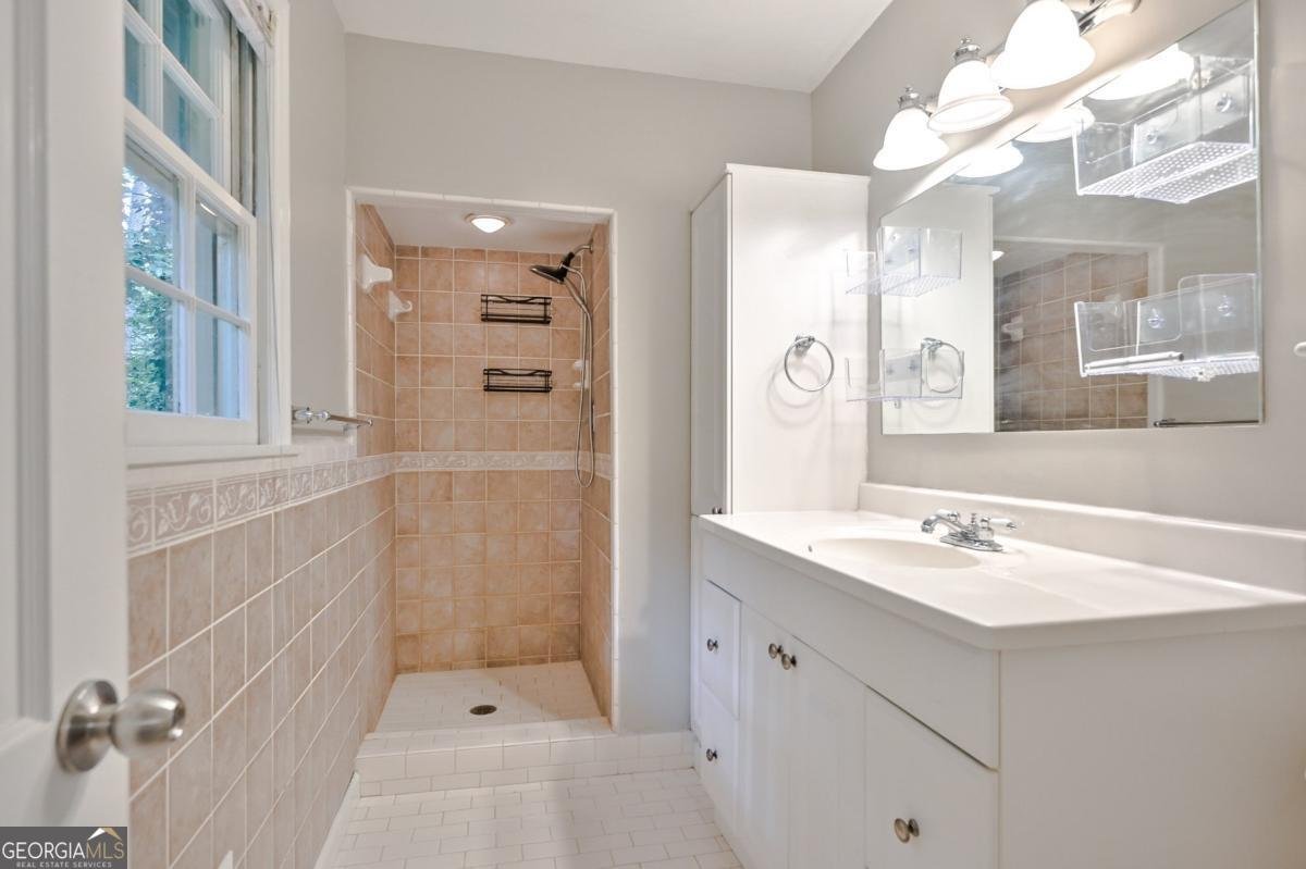 4377 Vintage Lane Dunwoody - 24