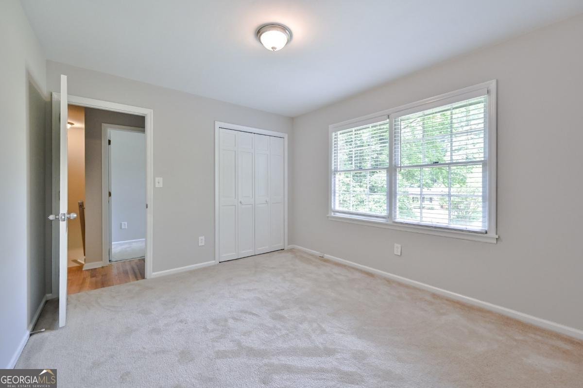 4377 Vintage Lane Dunwoody - 35