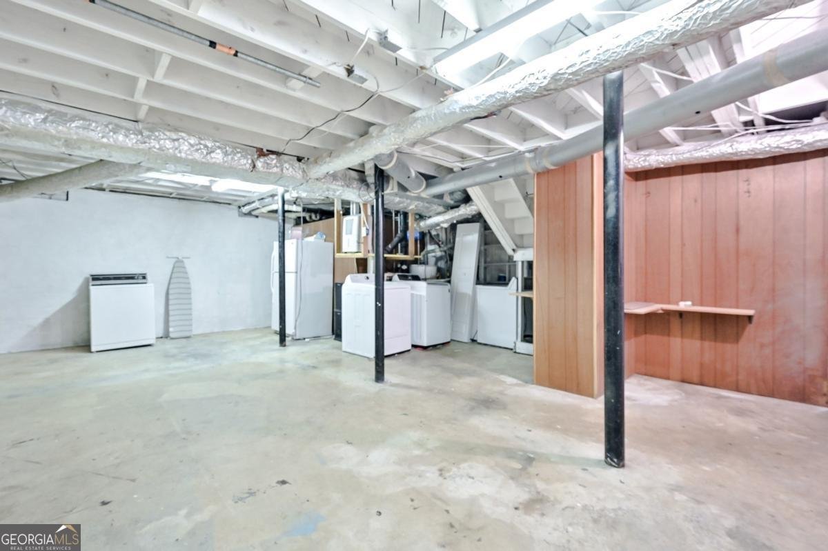 4377 Vintage Lane Dunwoody - 37