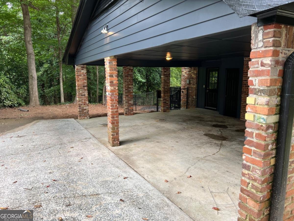 4377 Vintage Lane Dunwoody - 45