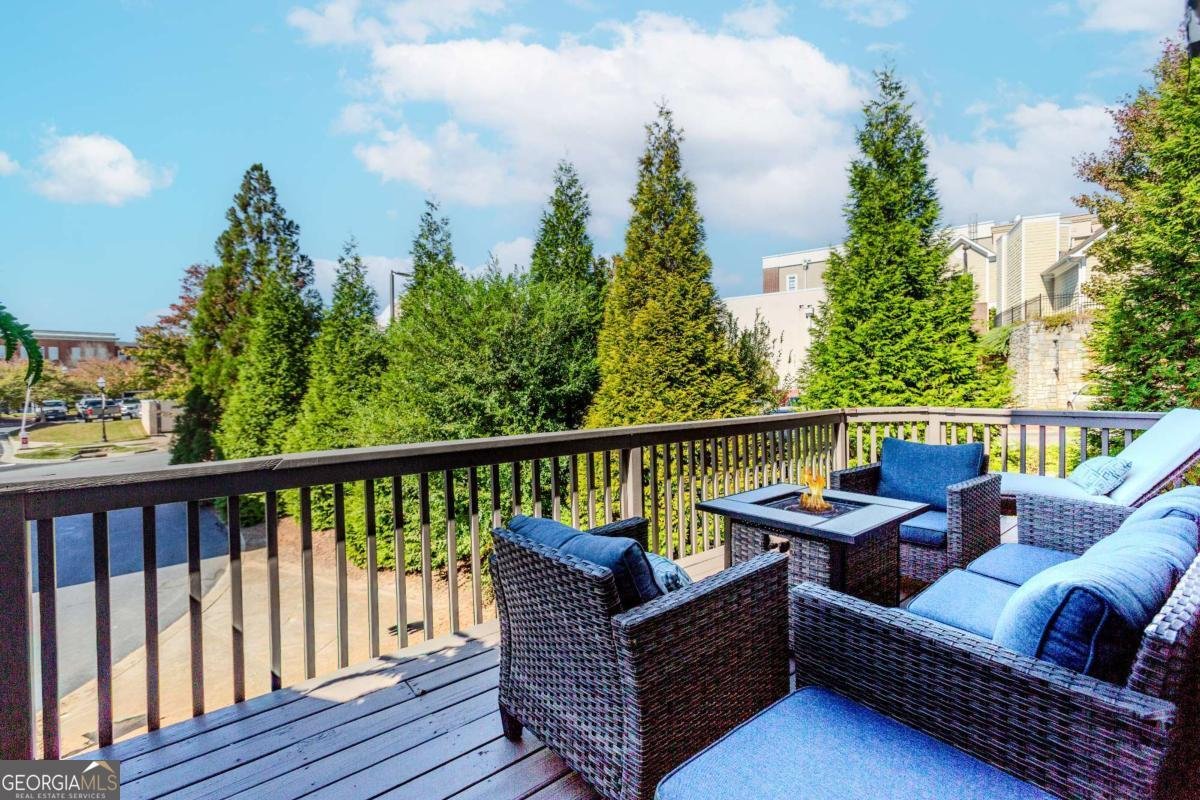 3971 Savannah Square Street Suwanee - 35