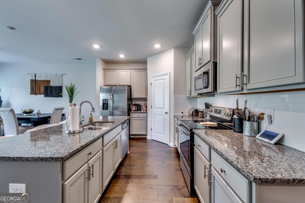 7091 Gladstone Circle Stonecrest - 4