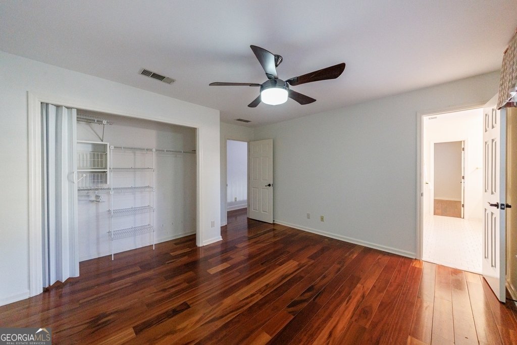 15 Vickwood Court Marietta - 77