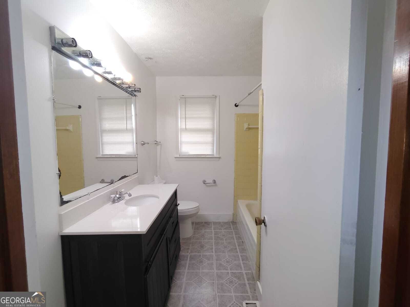 7 Highland Avenue Hawkinsville - 23