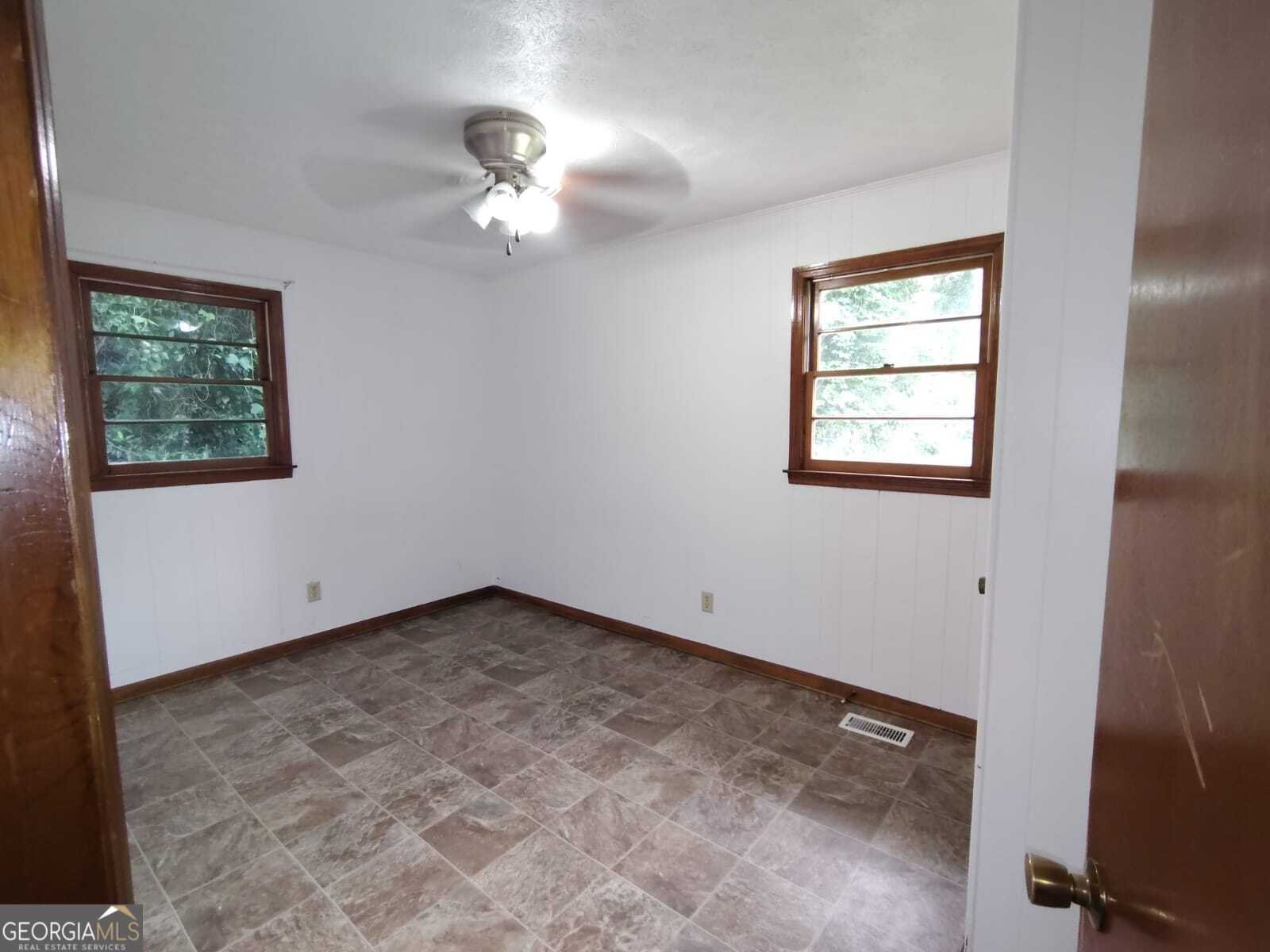 7 Highland Avenue Hawkinsville - 26