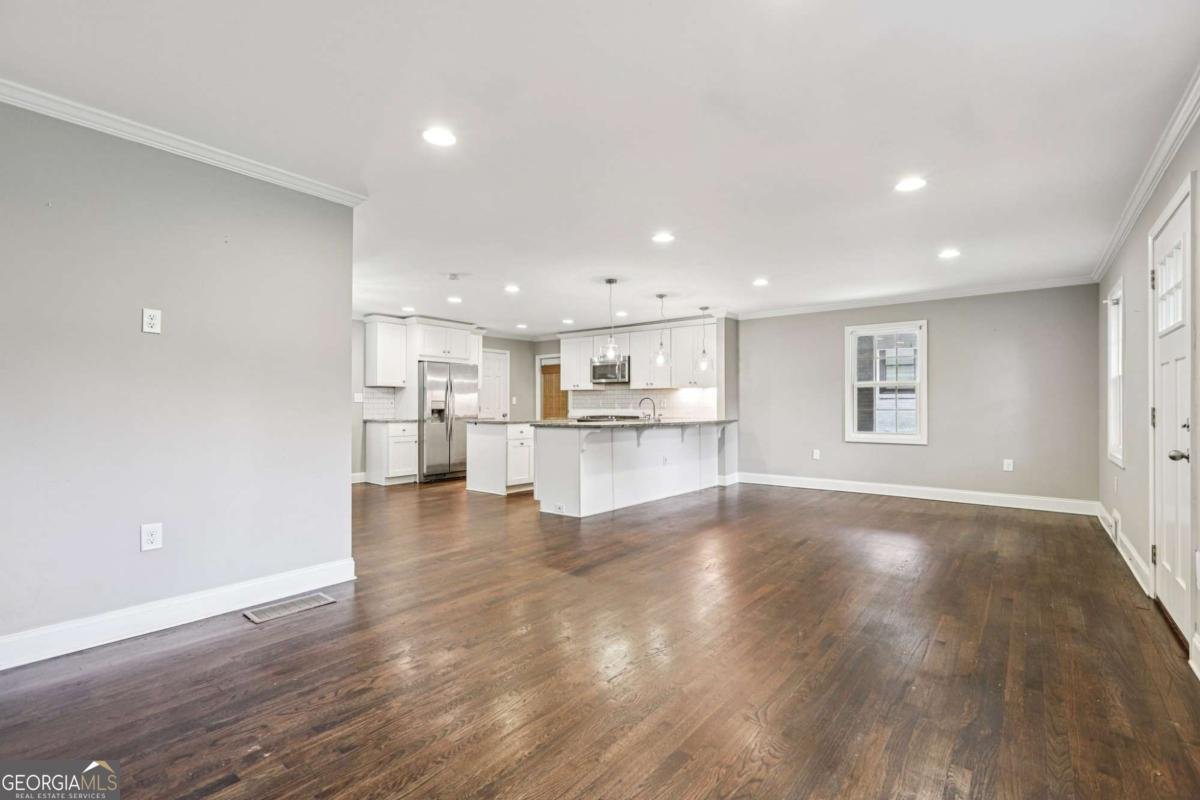 2445 Woodridge Drive Decatur - 6