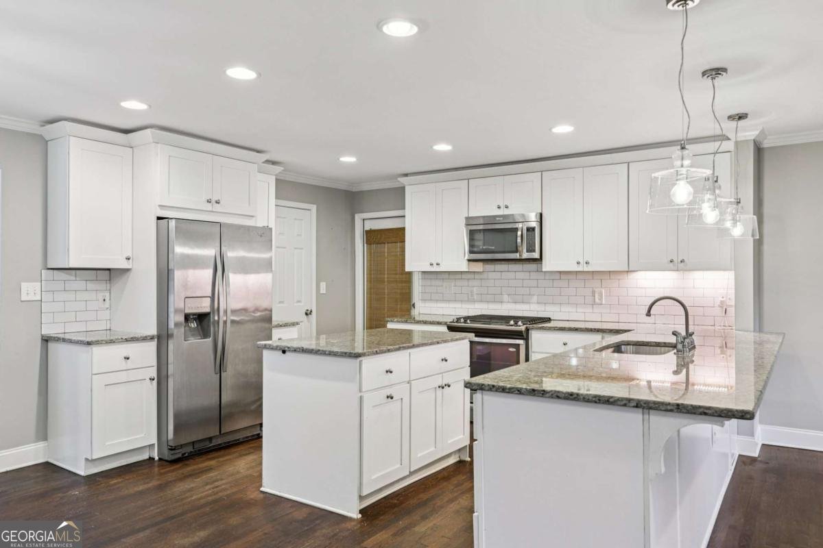 2445 Woodridge Drive Decatur - 9