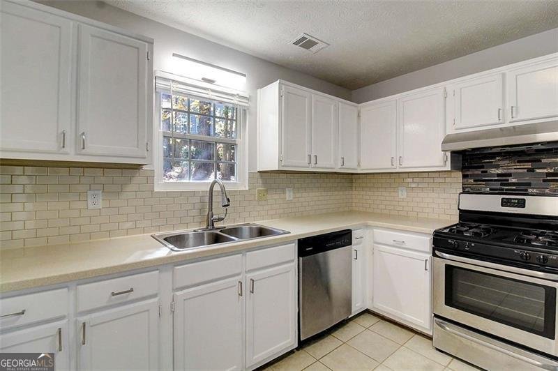 5921 BROOKSIDE Drive Mableton - 19