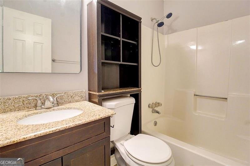 5921 BROOKSIDE Drive Mableton - 32