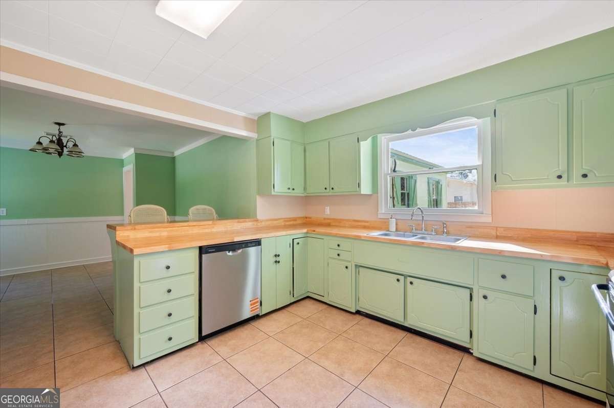 300 Colson Avenue Woodbine - 14