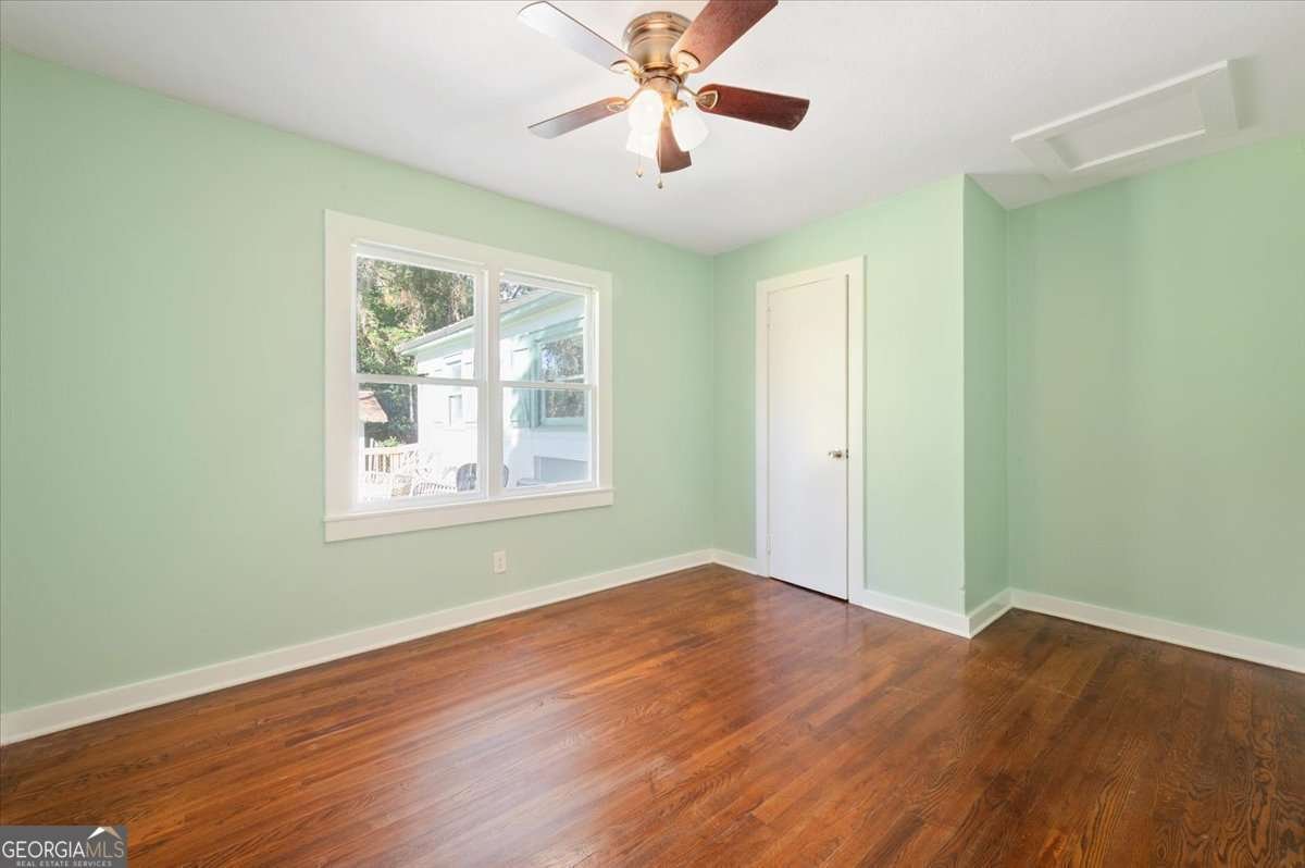 300 Colson Avenue Woodbine - 24