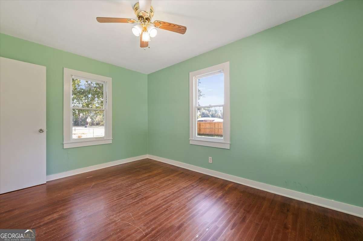 300 Colson Avenue Woodbine - 27