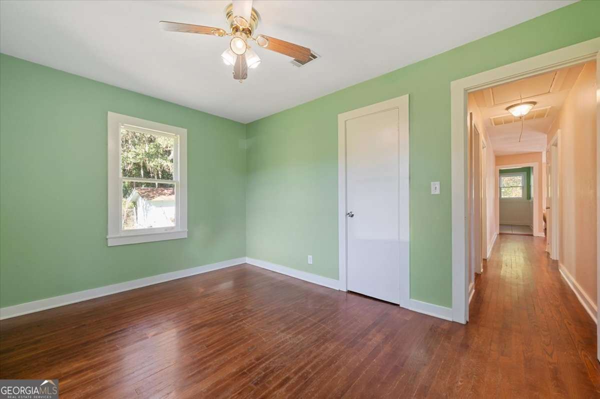 300 Colson Avenue Woodbine - 29