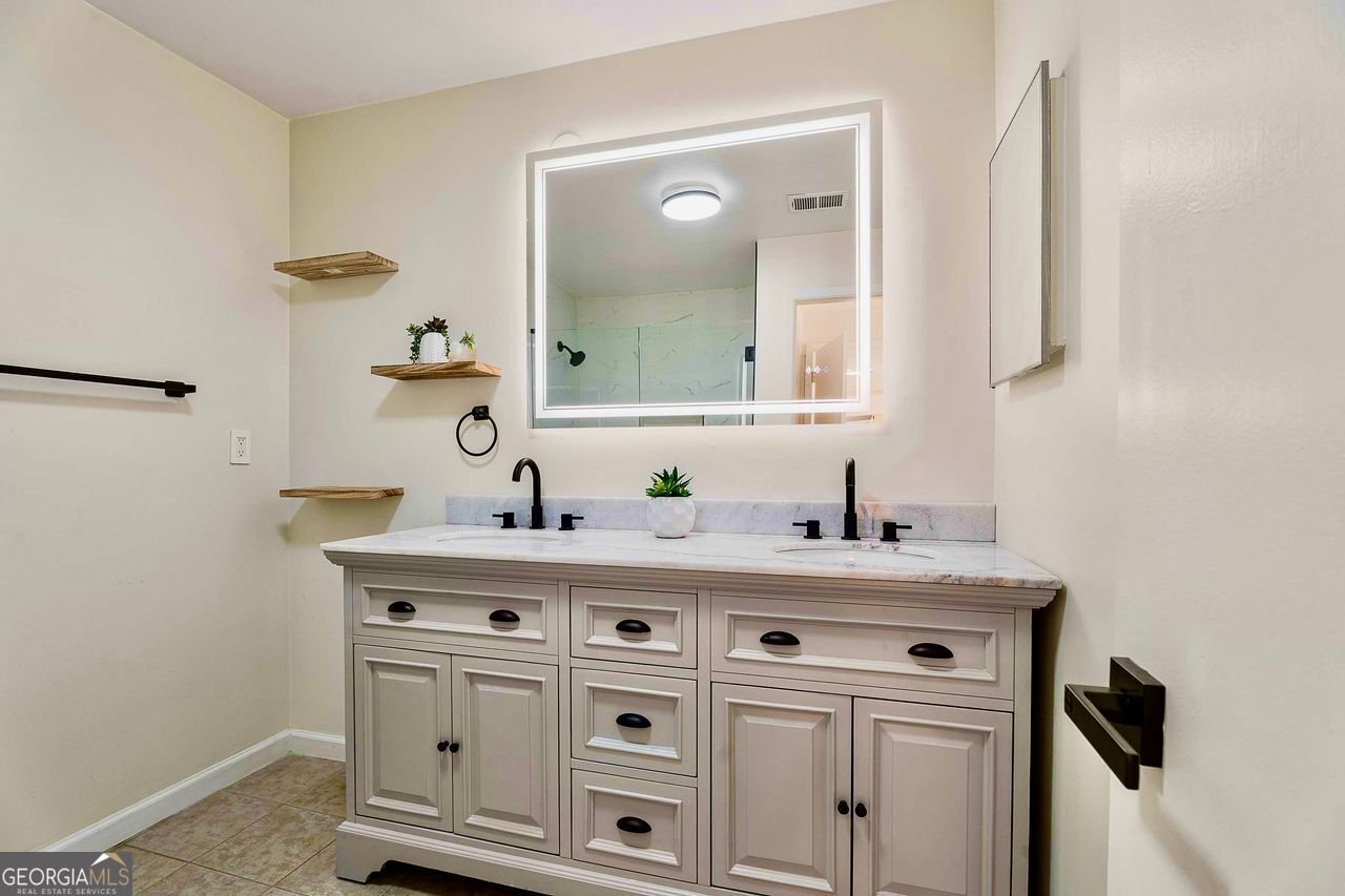 1622 RALEIGH Circle Marietta - 10