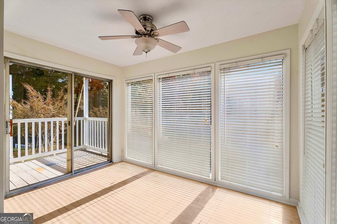 1622 RALEIGH Circle Marietta - 16