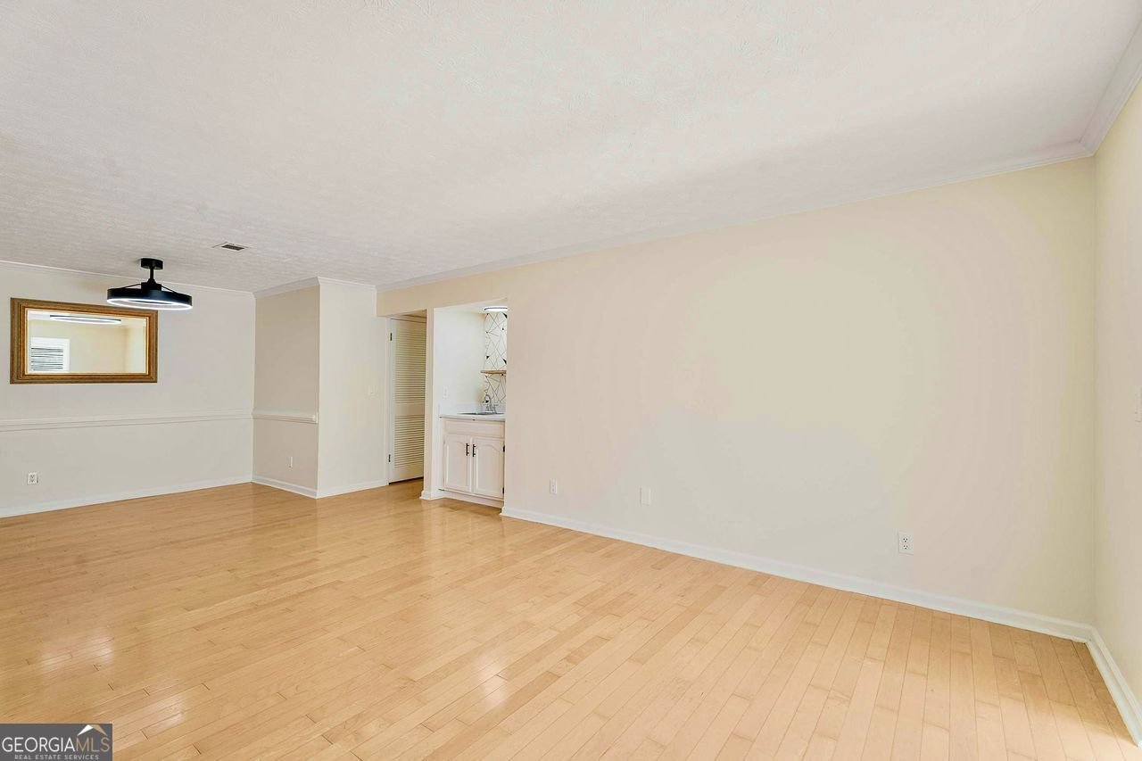 1622 RALEIGH Circle Marietta - 25