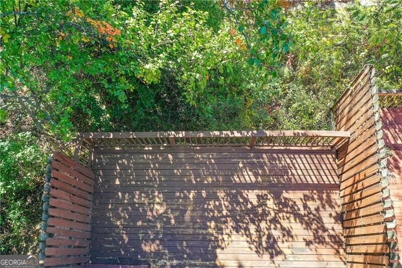 879 Lenox Oaks Circle Atlanta - 13