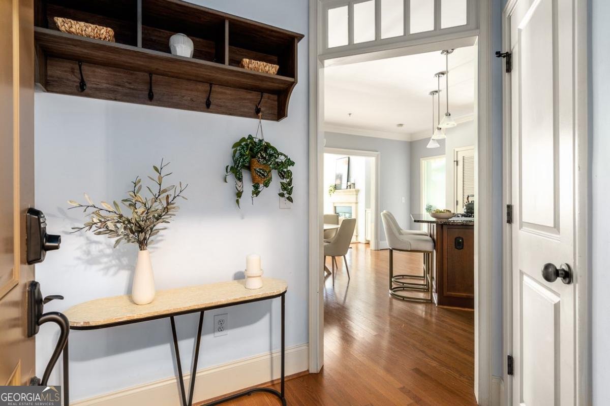 825 Highland Lane Atlanta - 2