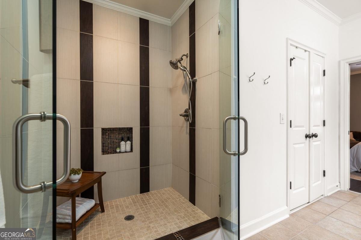 825 Highland Lane Atlanta - 23