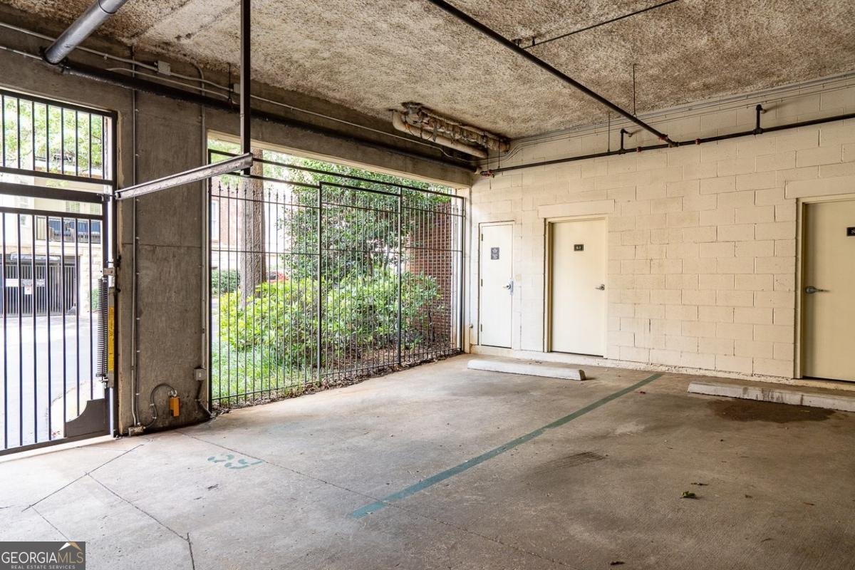 825 Highland Lane Atlanta - 29