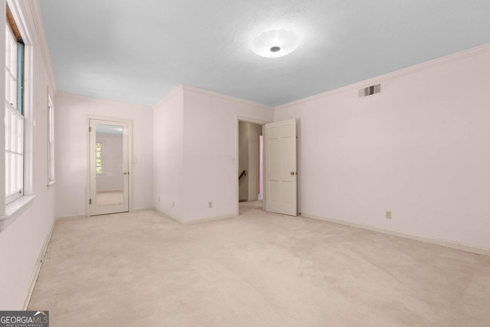 501 Main Street Sylvania - 39