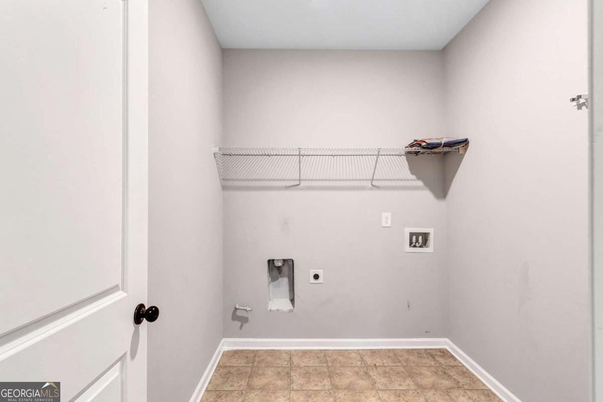 385 Hinton Chase Parkway Covington - 24