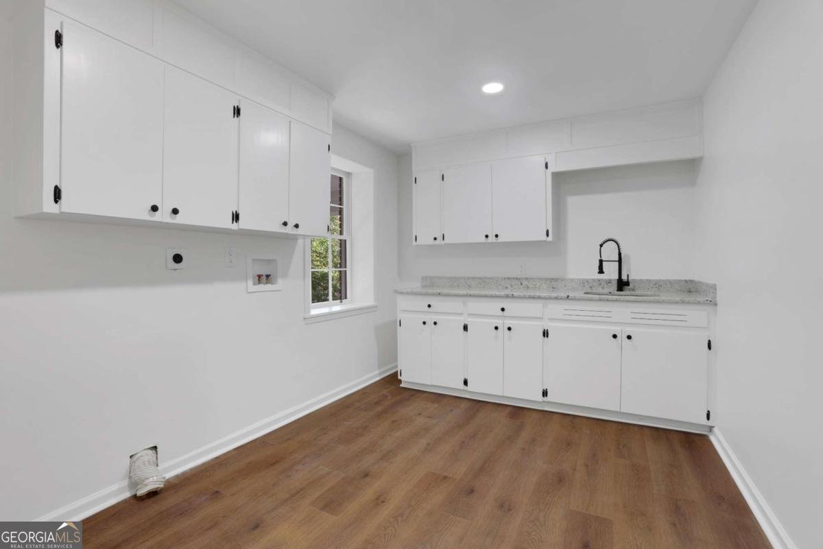 681 Hampton Place Marietta - 45