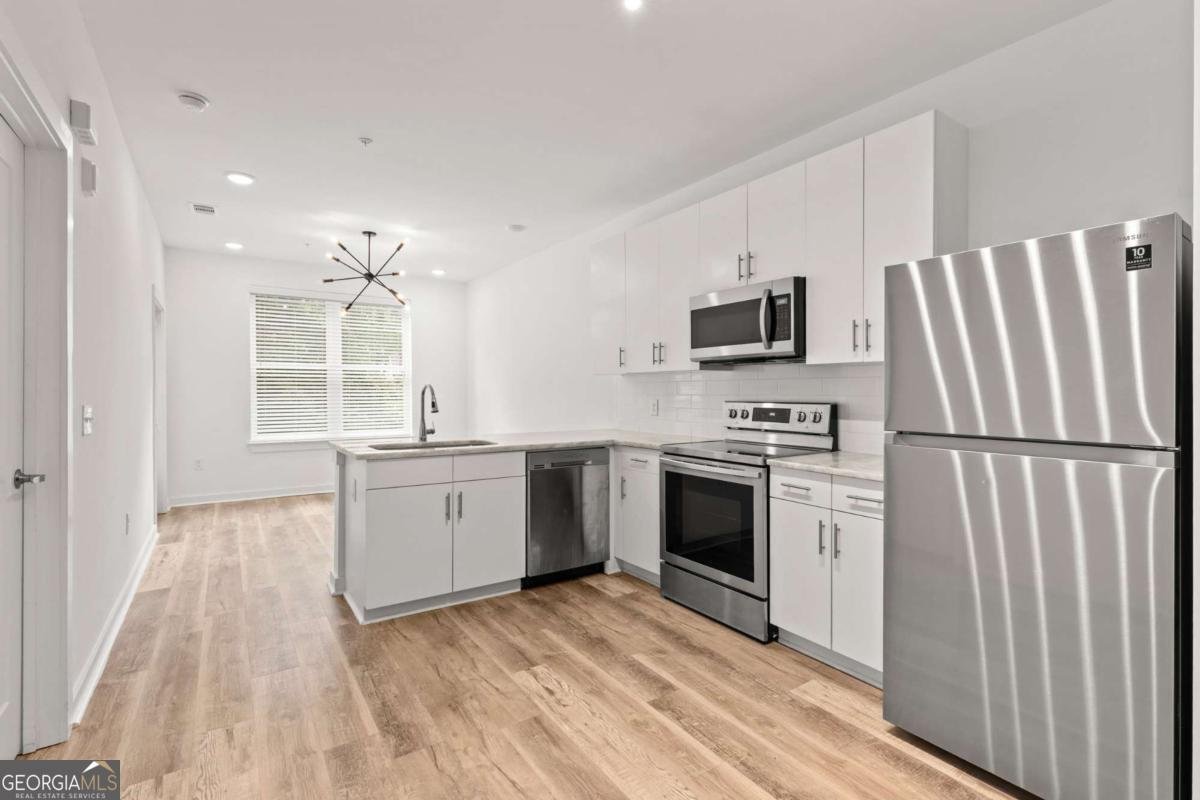 525 Parkway Drive Atlanta - 10