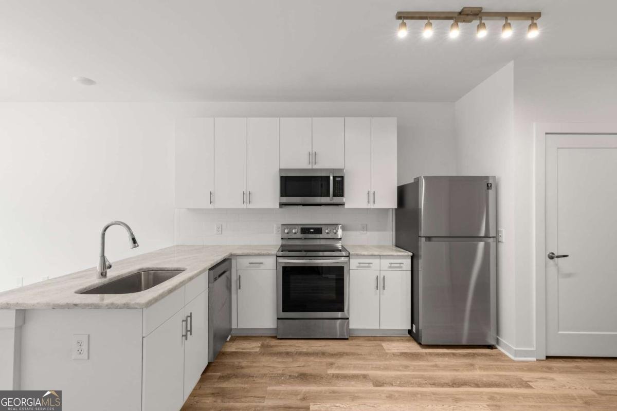 525 Parkway Drive Atlanta - 11