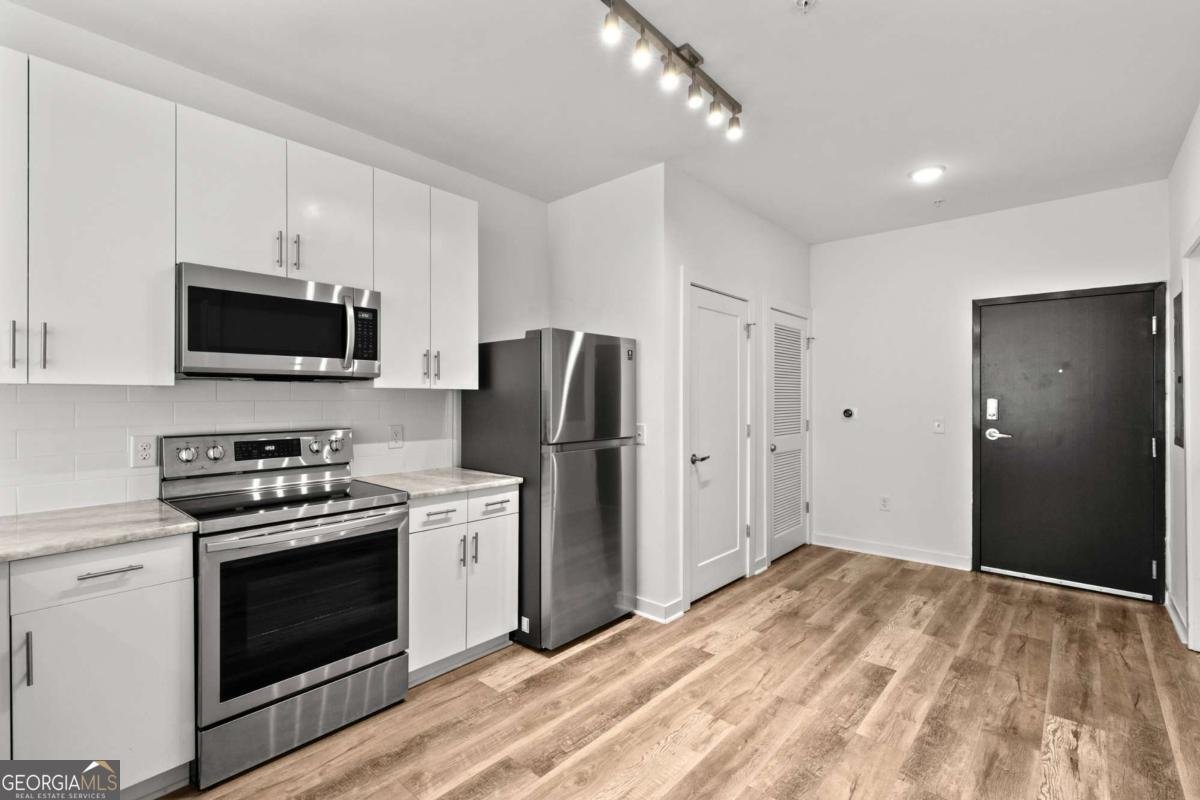 525 Parkway Drive Atlanta - 12