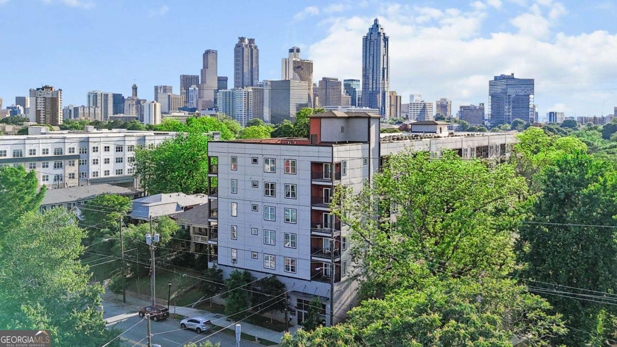 525 Parkway Drive Atlanta - 22